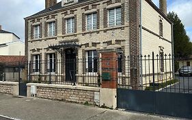 Bel Appartement / Troyes